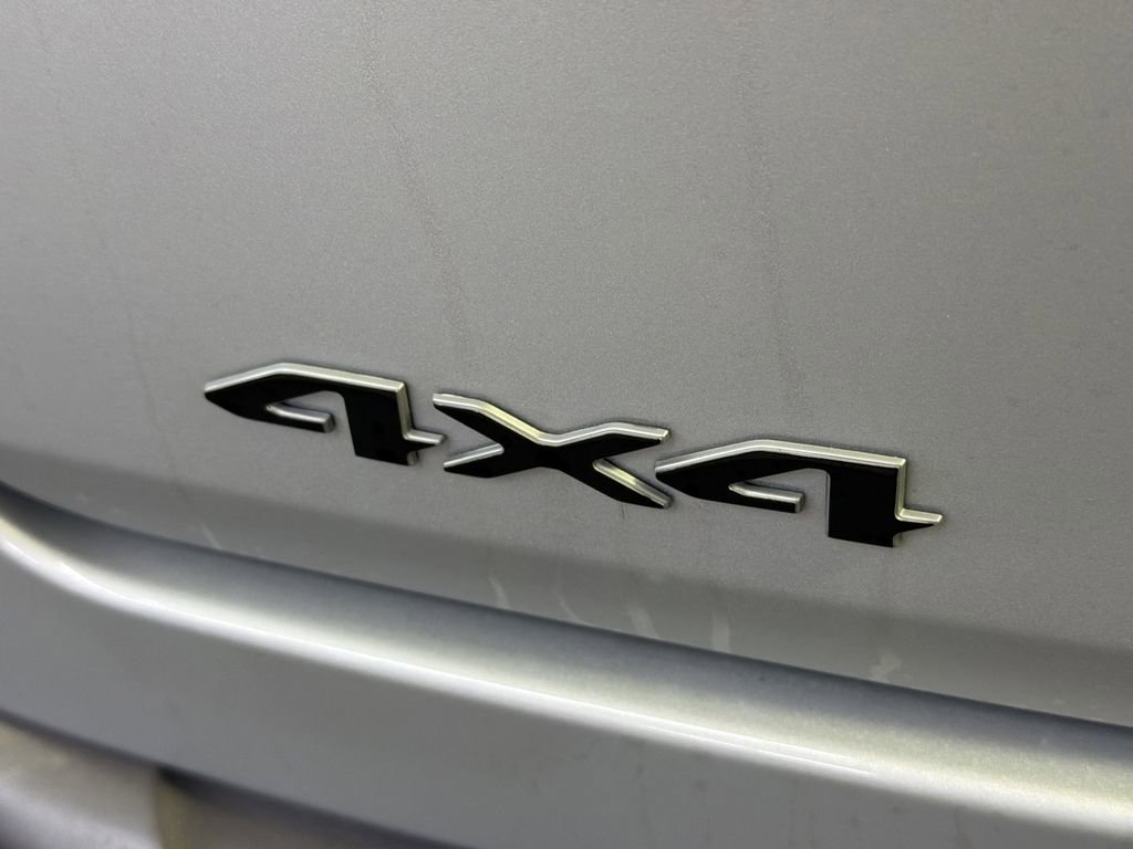 New 2026 Jeep Grand Wagoneer 4WD w/ HD Trailer Tow Package image 11