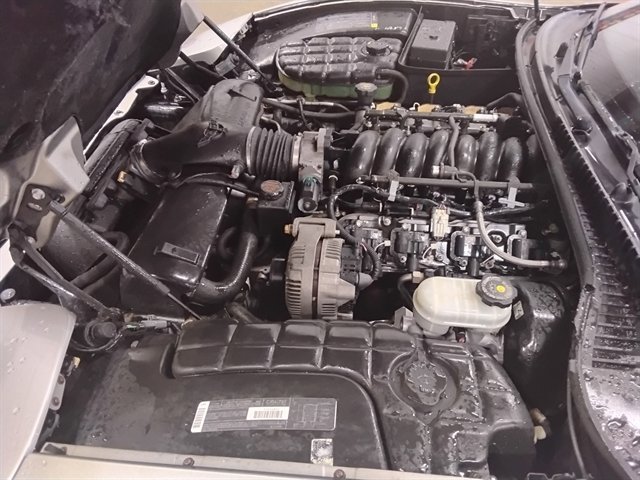 Used 1999 Chevrolet Corvette Coupe RWD image 9