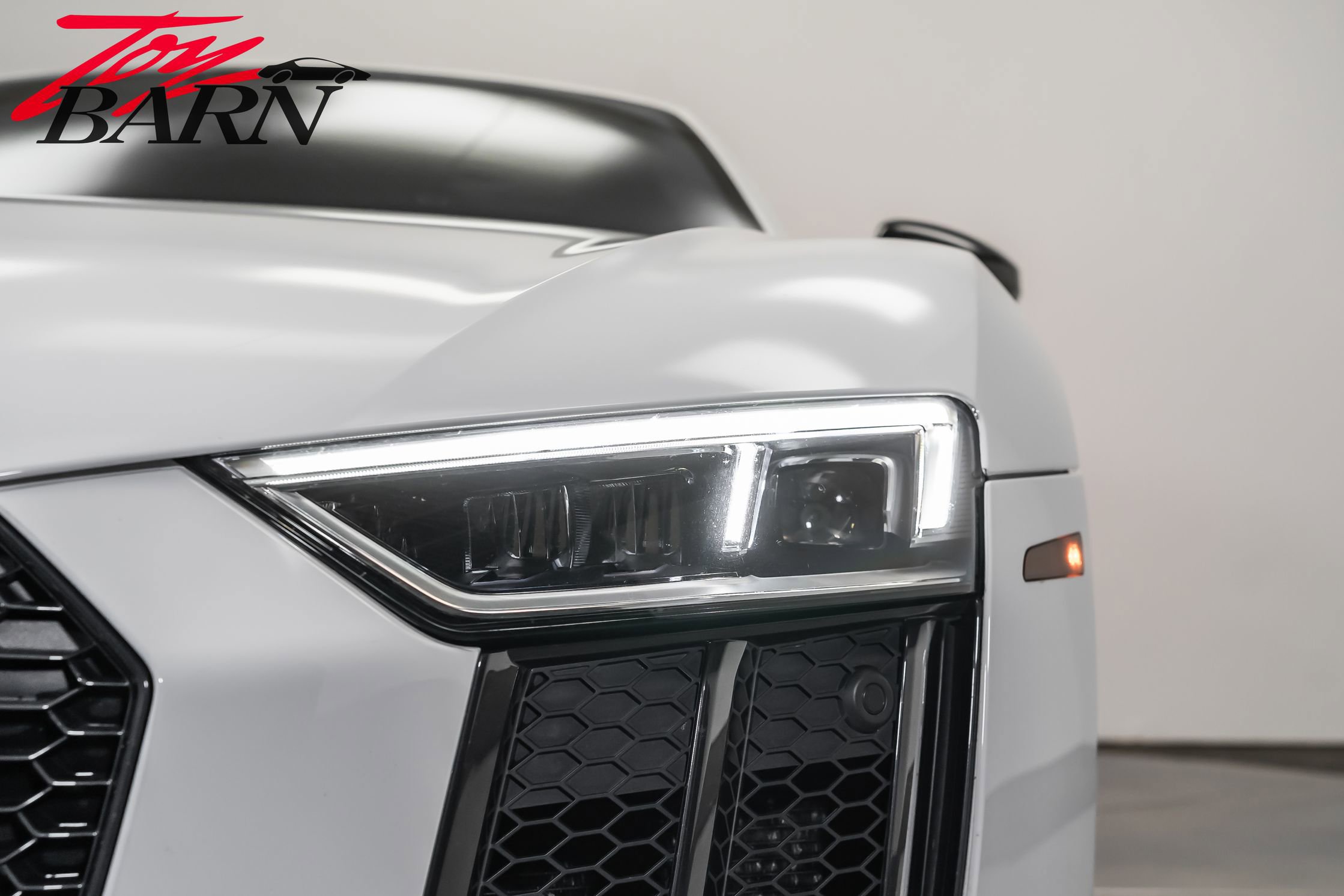 Used 2018 Audi R8 V10 image 10