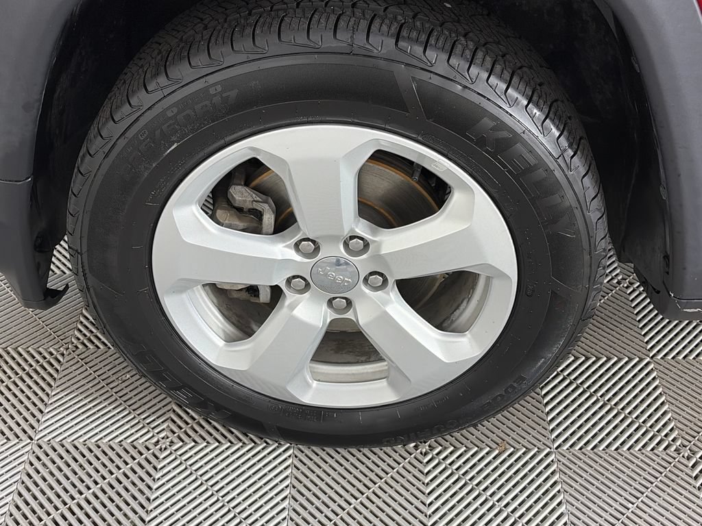 Used 2021 Jeep Compass Latitude FWD image 8
