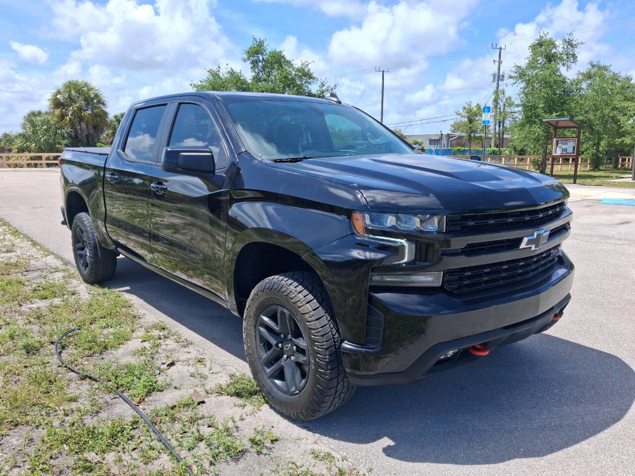 Used 2021 Chevrolet Silverado 1500 LT Trail Boss w/ Bed Protection Package image 4