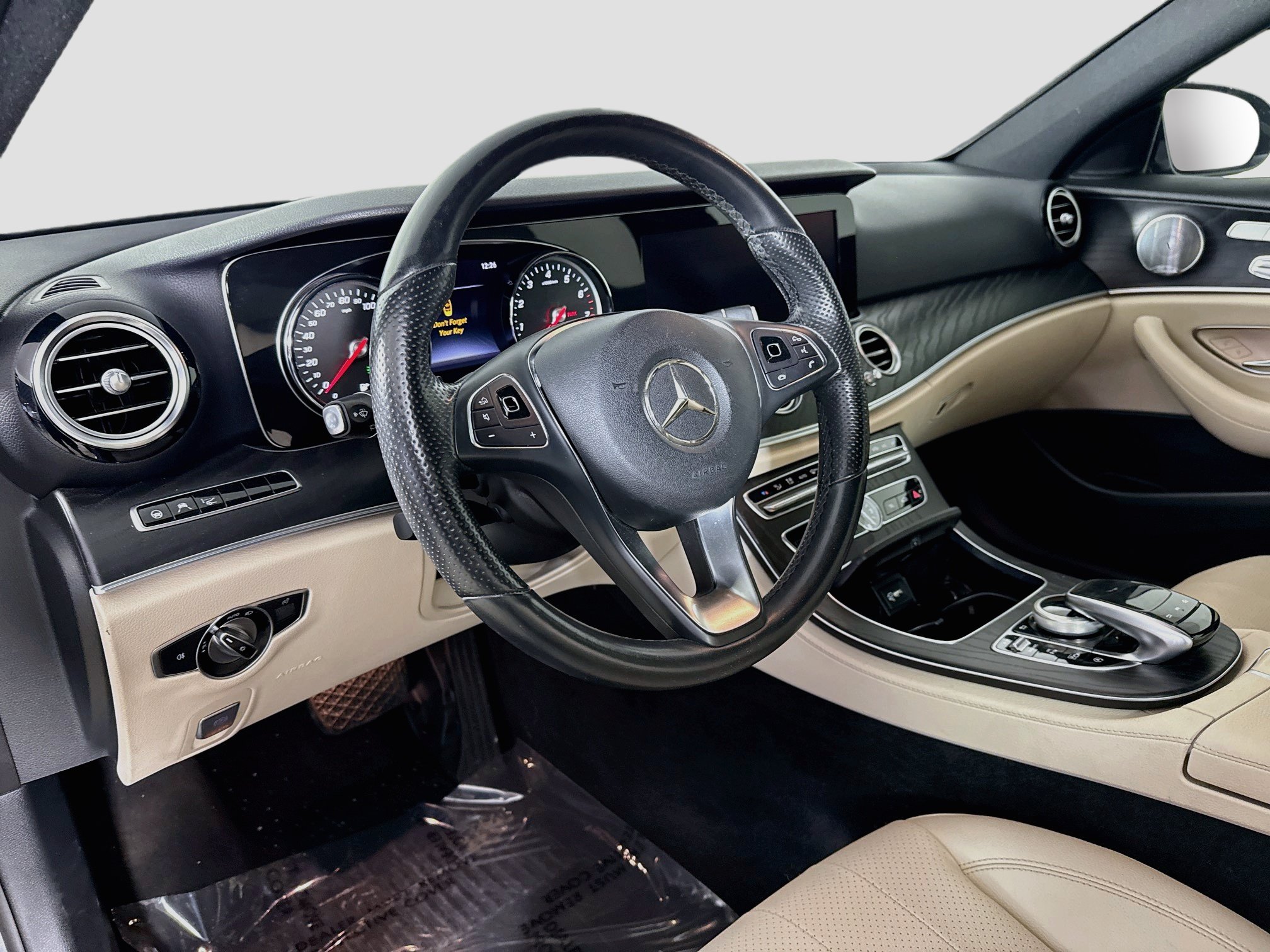 Used 2018 Mercedes-Benz E 300 w/ Premium 3 Package (Q03) image 23