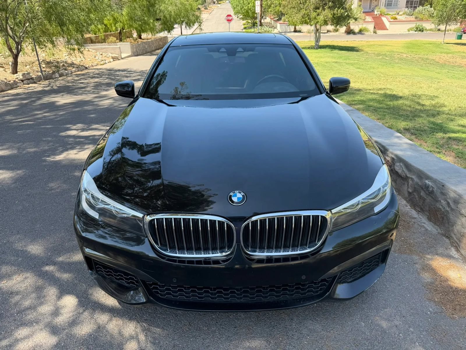 Used 2019 BMW 740i xDrive w/ M Sport Package AWD/4WD image 8