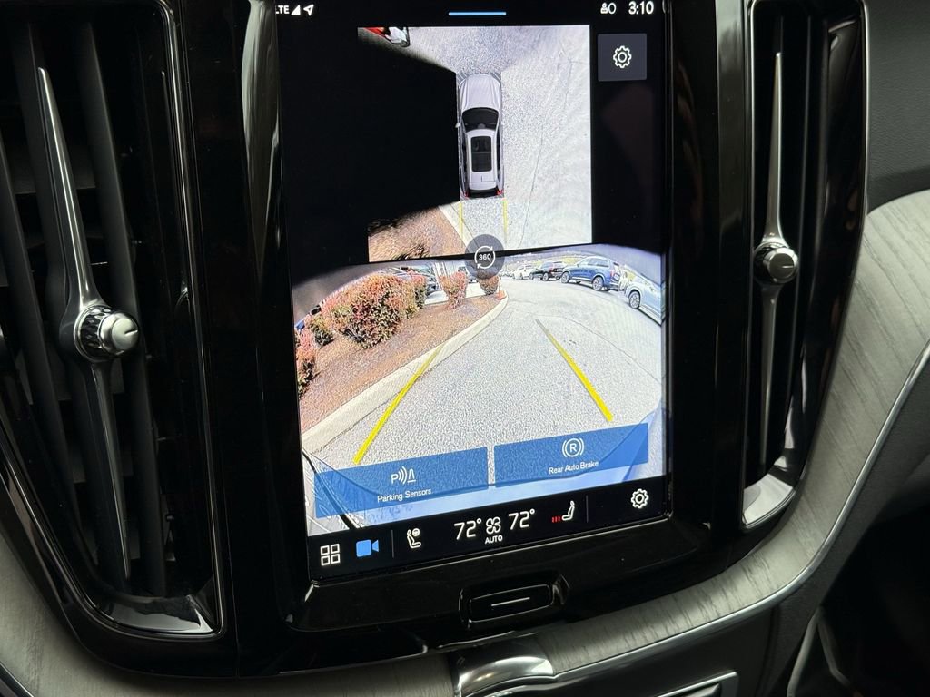 Certified 2025 Volvo XC60 B5 Plus image 24