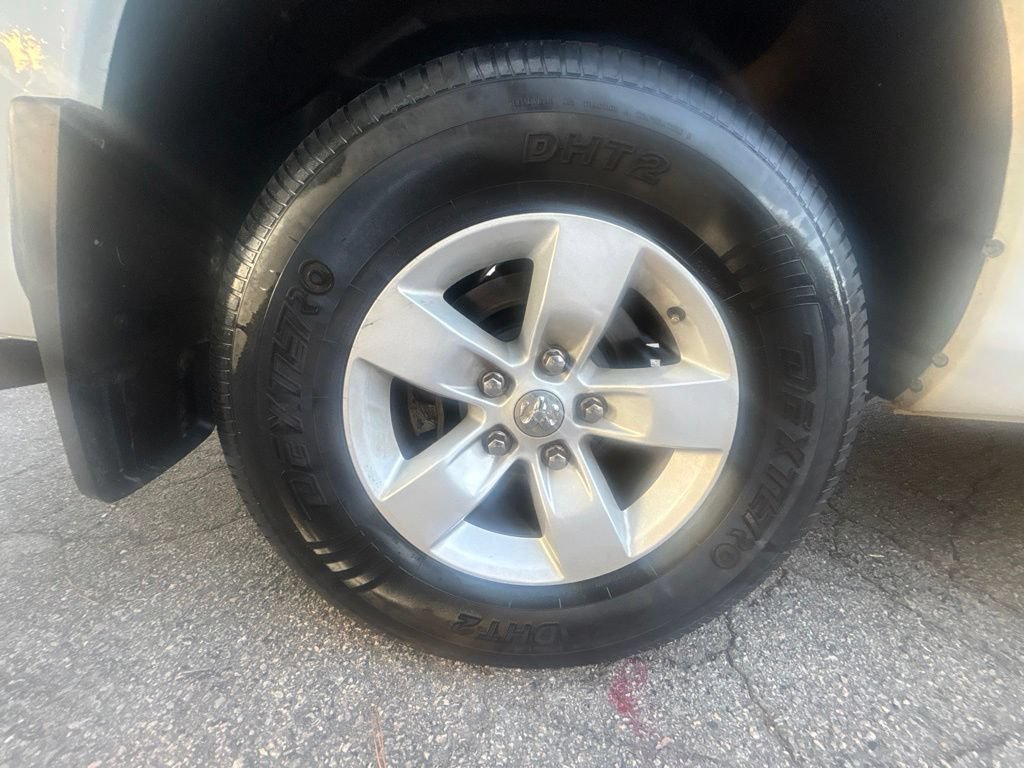 Used 2016 RAM 1500 Classic SLT RWD image 25