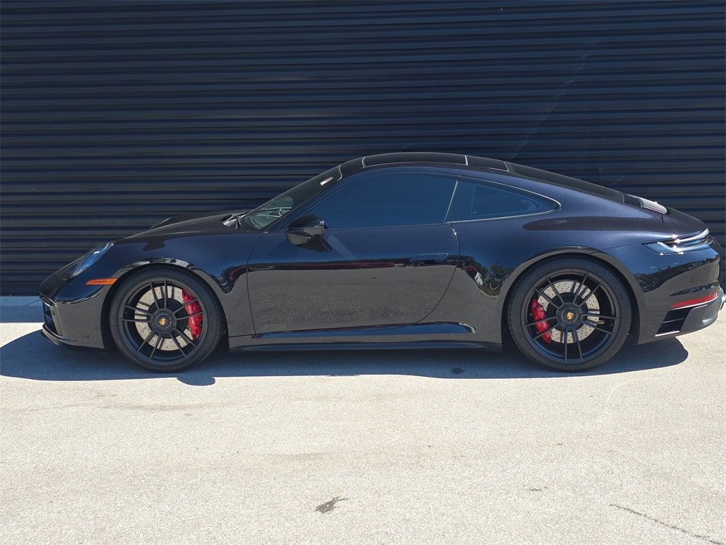 Used 2024 Porsche 911 Carrera GTS image 2