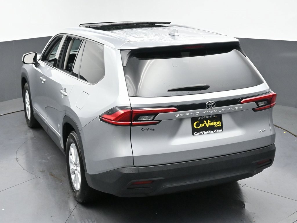 Used 2024 Toyota Grand Highlander XLE image 49