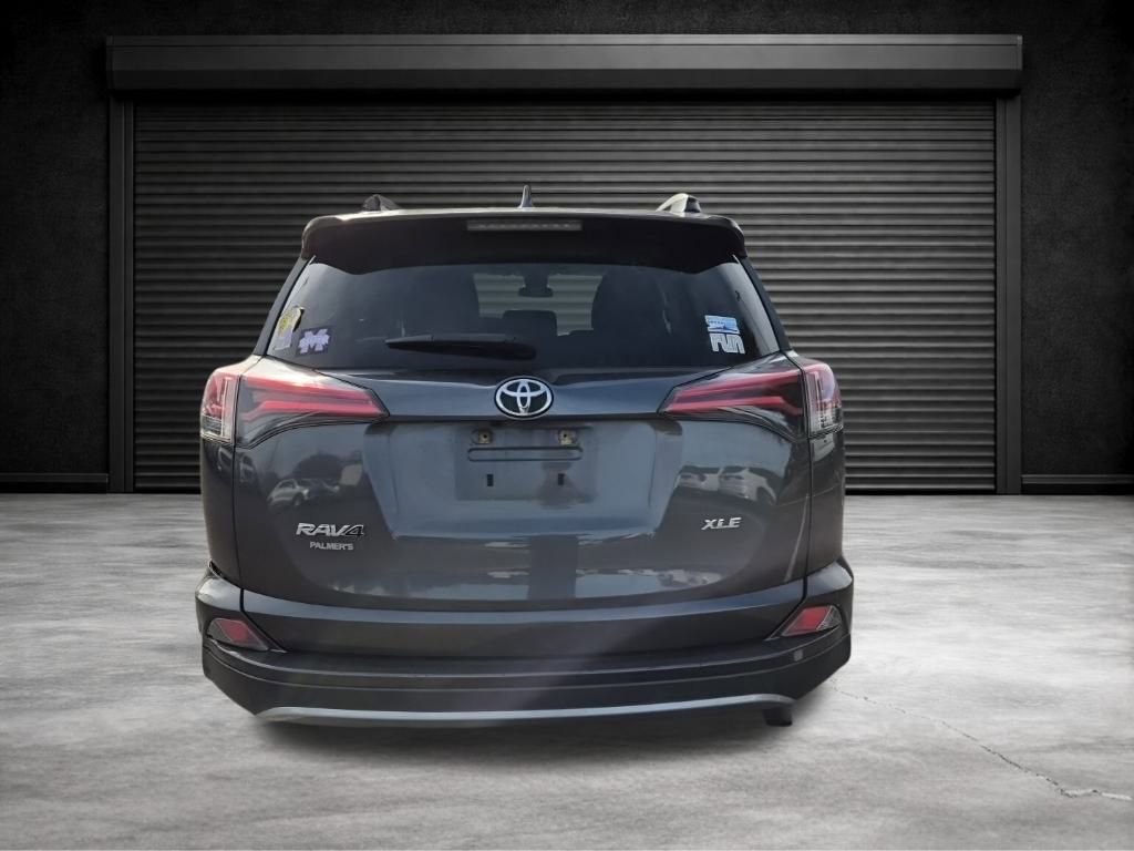 Used 2018 Toyota RAV4 XLE image 8