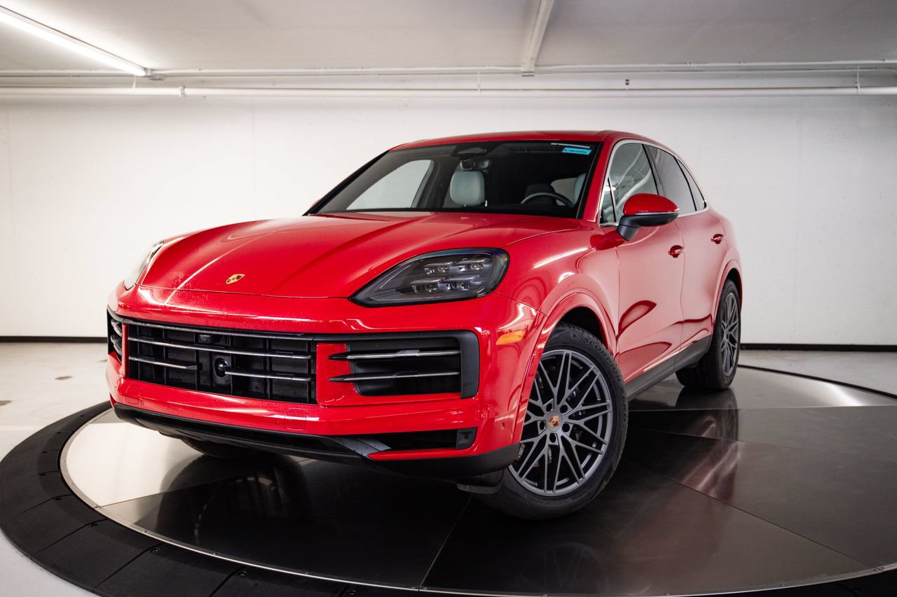 Certified 2026 Porsche Cayenne AWD/4WD image 1