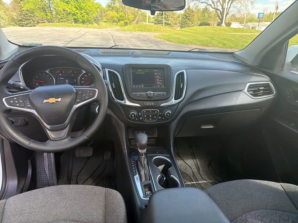 Used 2023 Chevrolet Equinox LT FWD image 25