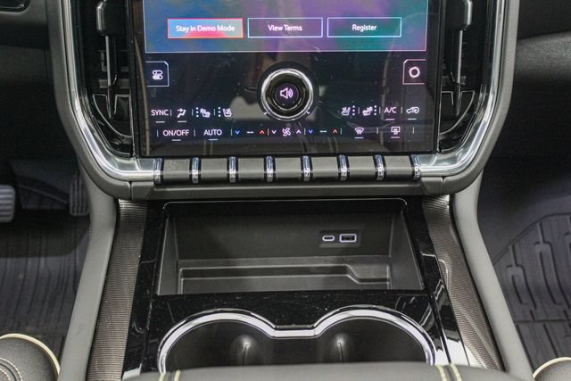 New 2026 GMC Yukon Elevation w/ Elevation Premium Package AWD/4WD image 20