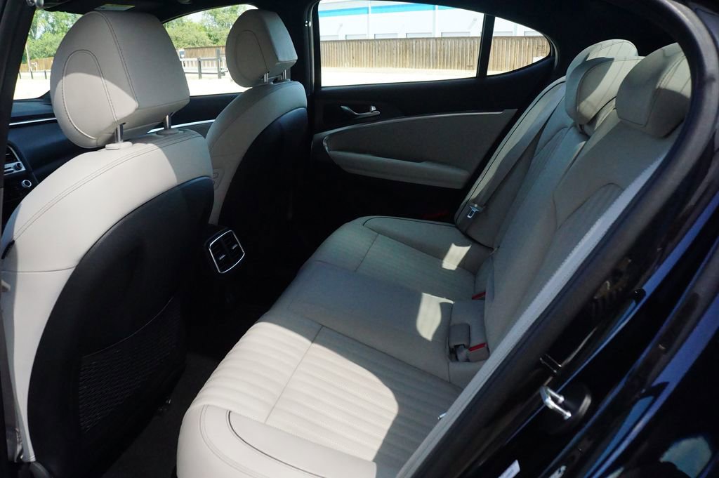 Certified 2026 Genesis G70 3.3T Sport Prestige image 19