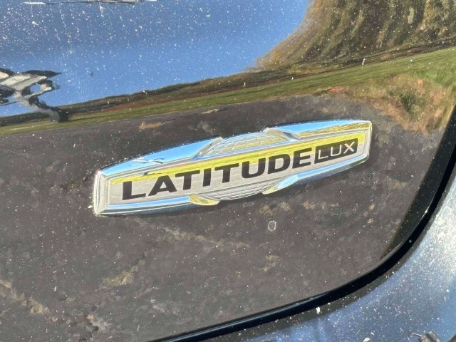 Used 2022 Jeep Compass Latitude AWD/4WD image 37