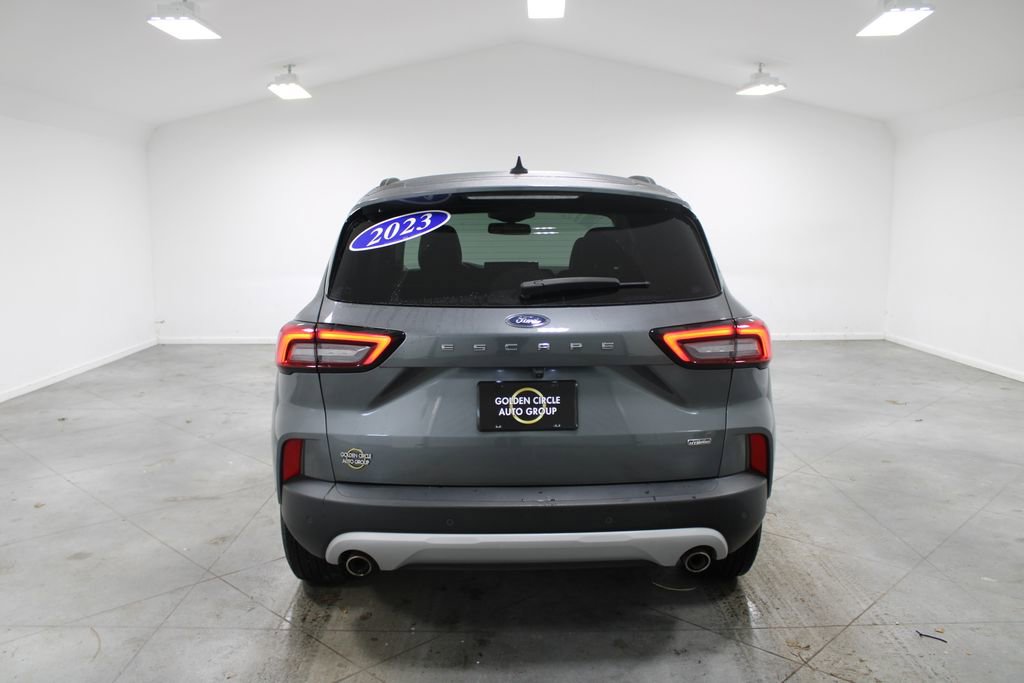 Used 2023 Ford Escape SE w/ PHEV Premium Package image 8
