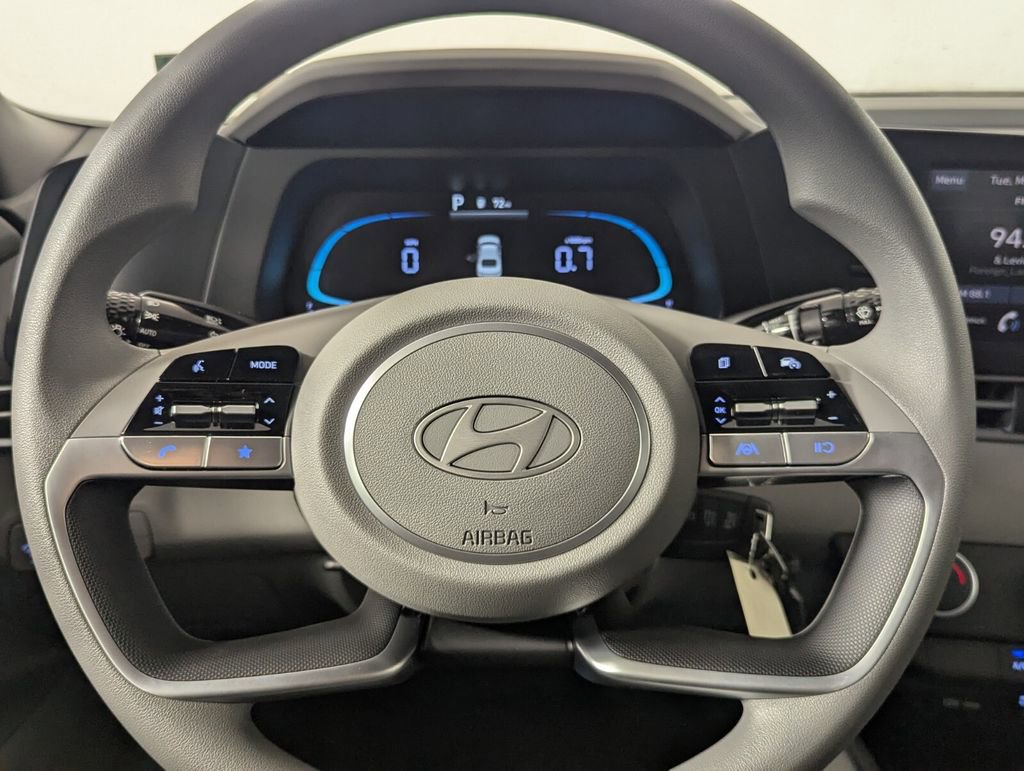 New 2026 Hyundai Elantra SE FWD image 16