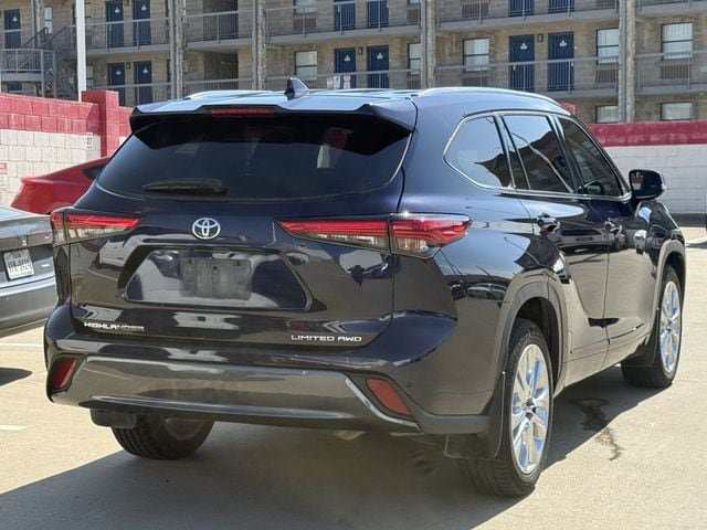 Used 2021 Toyota Highlander Limited AWD/4WD image 4
