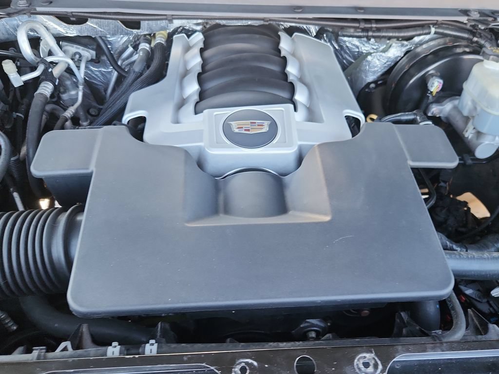 Used 2018 Cadillac Escalade ESV Platinum AWD/4WD image 21