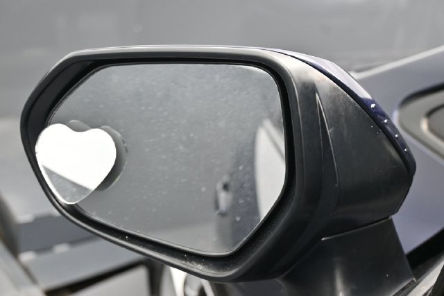 Used 2025 Toyota Corolla LE FWD image 4