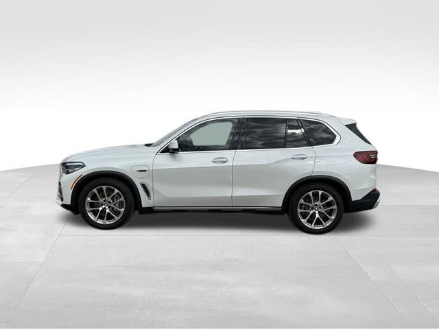 Certified 2022 BMW X5 xDrive45e image 2