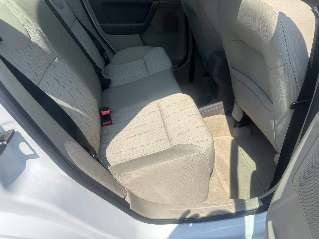 Used 2008 Ford Focus SE FWD image 28
