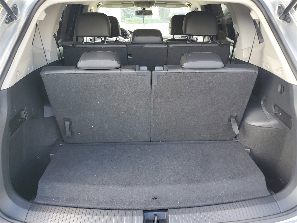 Used 2020 Volkswagen Tiguan SE image 6