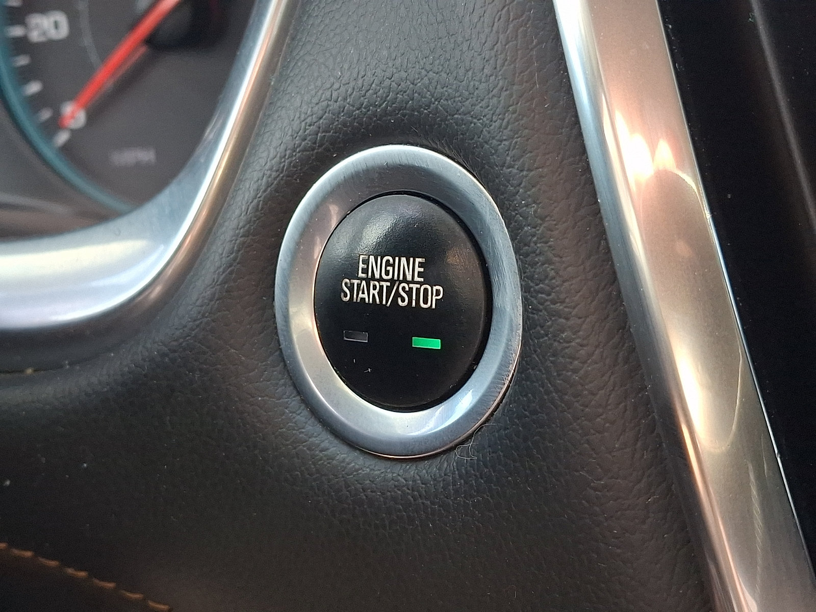 Used 2021 Chevrolet Traverse LS FWD image 22