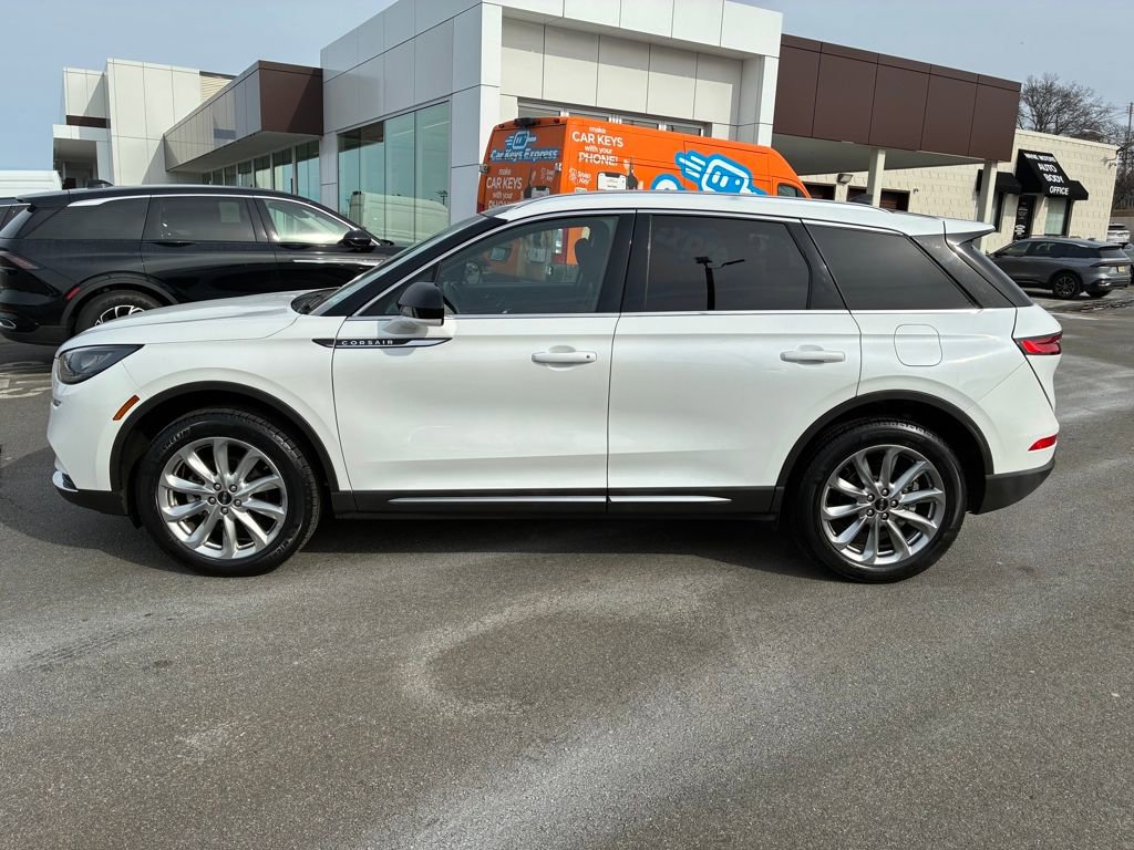 Certified 2022 Lincoln Corsair STANDARD w/ Premium Package image 2