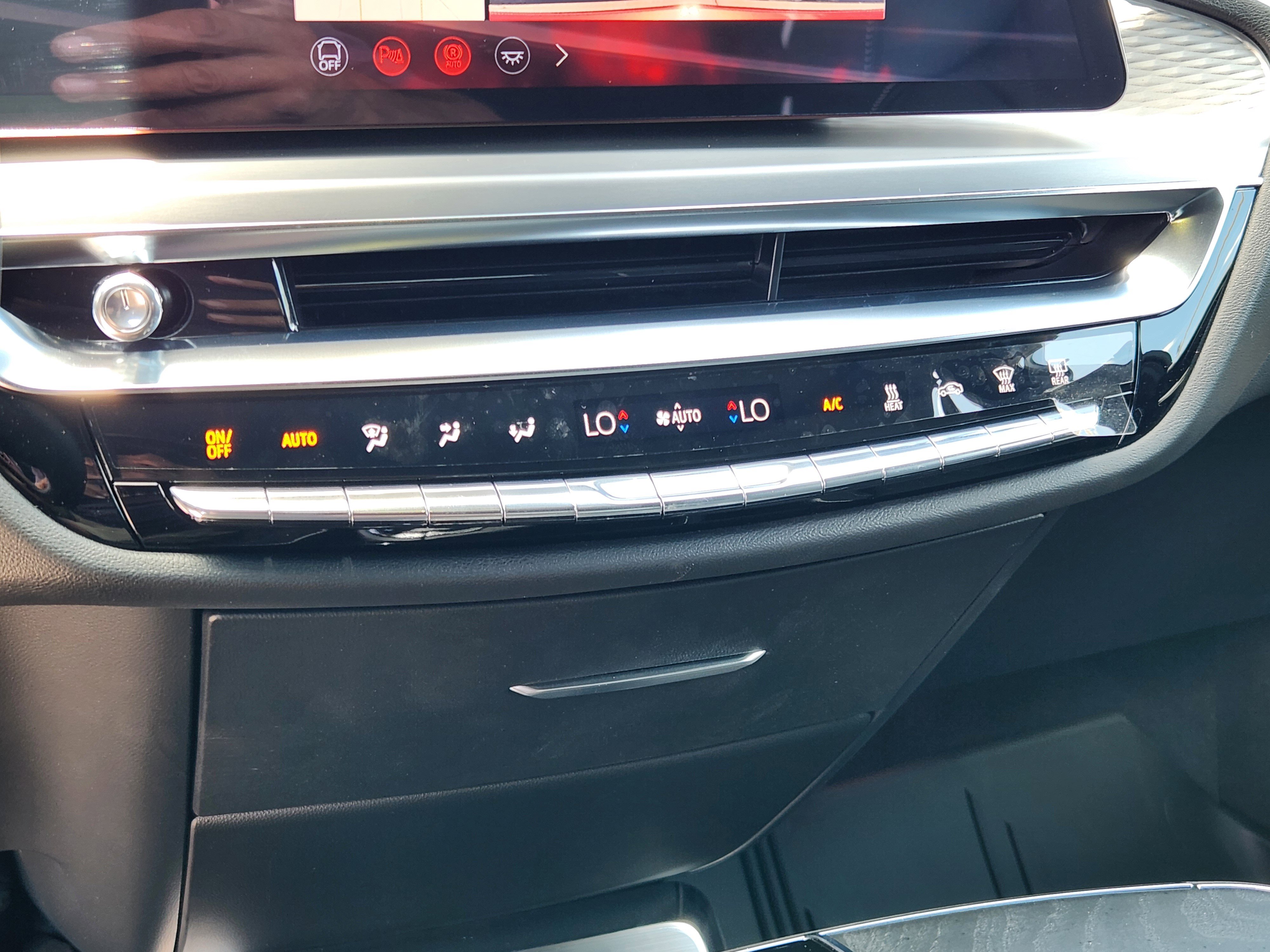 New 2026 Cadillac Lyriq V w/ Exterior Carbon Fiber Package image 25