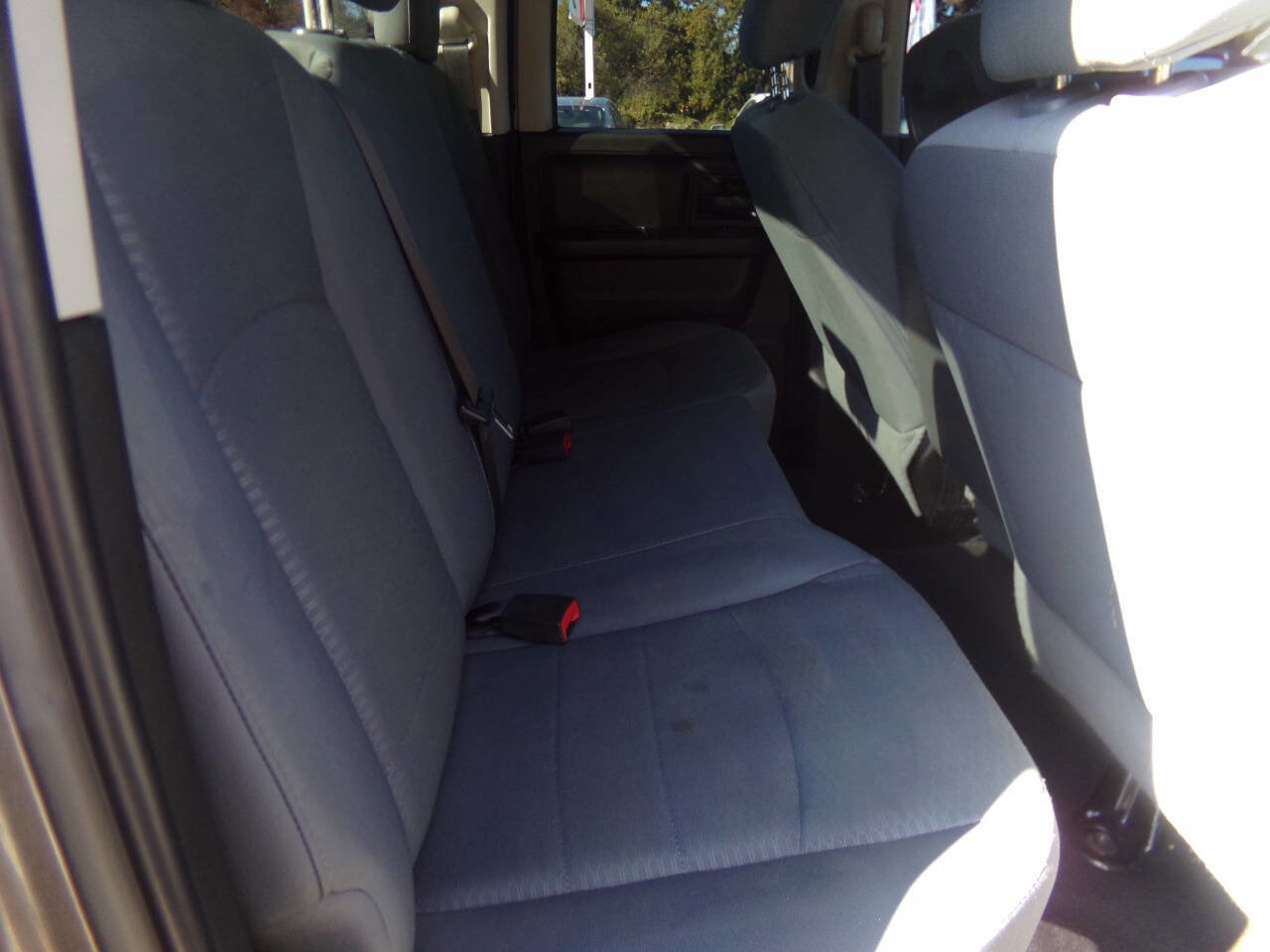 Used 2019 RAM 1500 Express w/ Express Value Package image 39