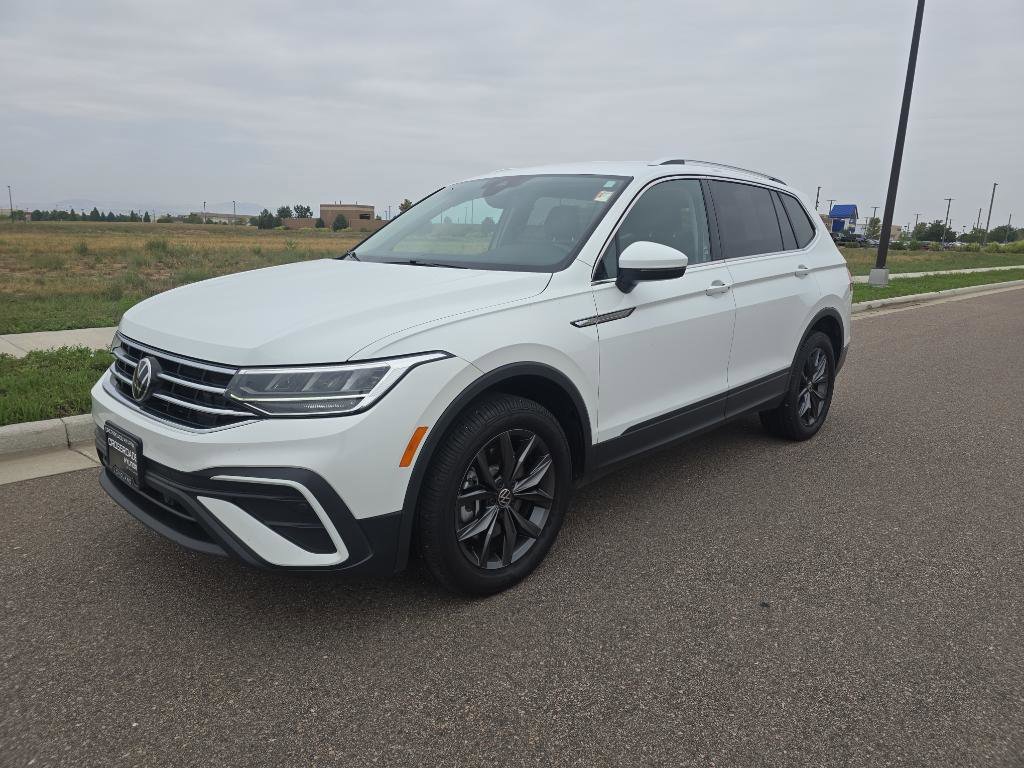 Used 2024 Volkswagen Tiguan SE