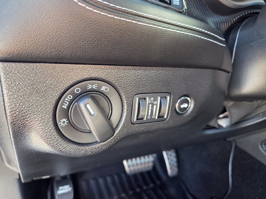 Used 2023 Dodge Challenger SRT Hellcat RWD image 22