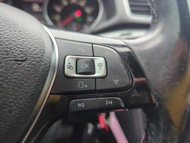 Used 2017 Volkswagen Passat 1.8T R-Line image 14