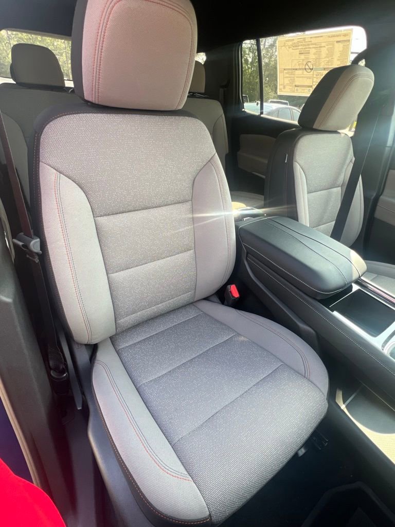 New 2026 Chevrolet Traverse LT image 22