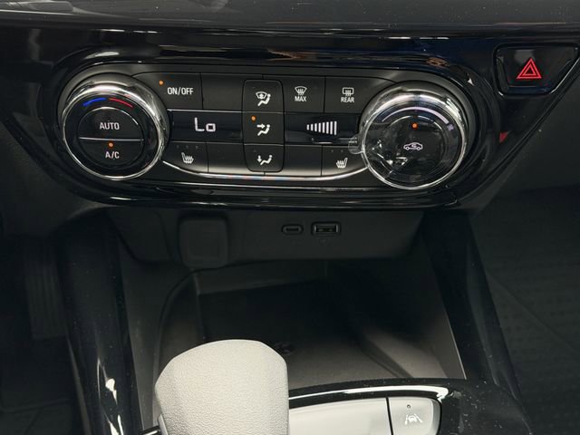 New 2026 Chevrolet Trax RS w/ Sunroof Package image 15