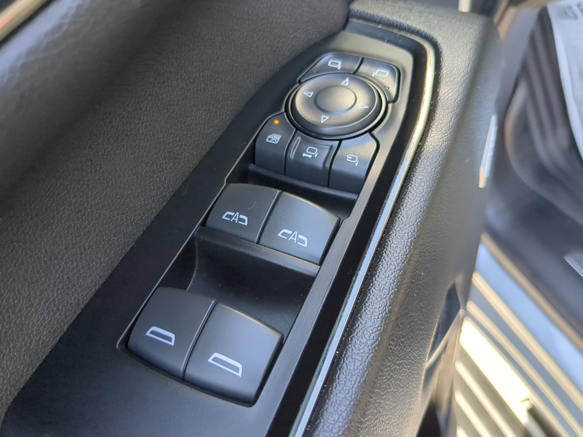 Used 2024 GMC Sierra 2500 AT4 w/ AT4 Premium Plus Package image 47