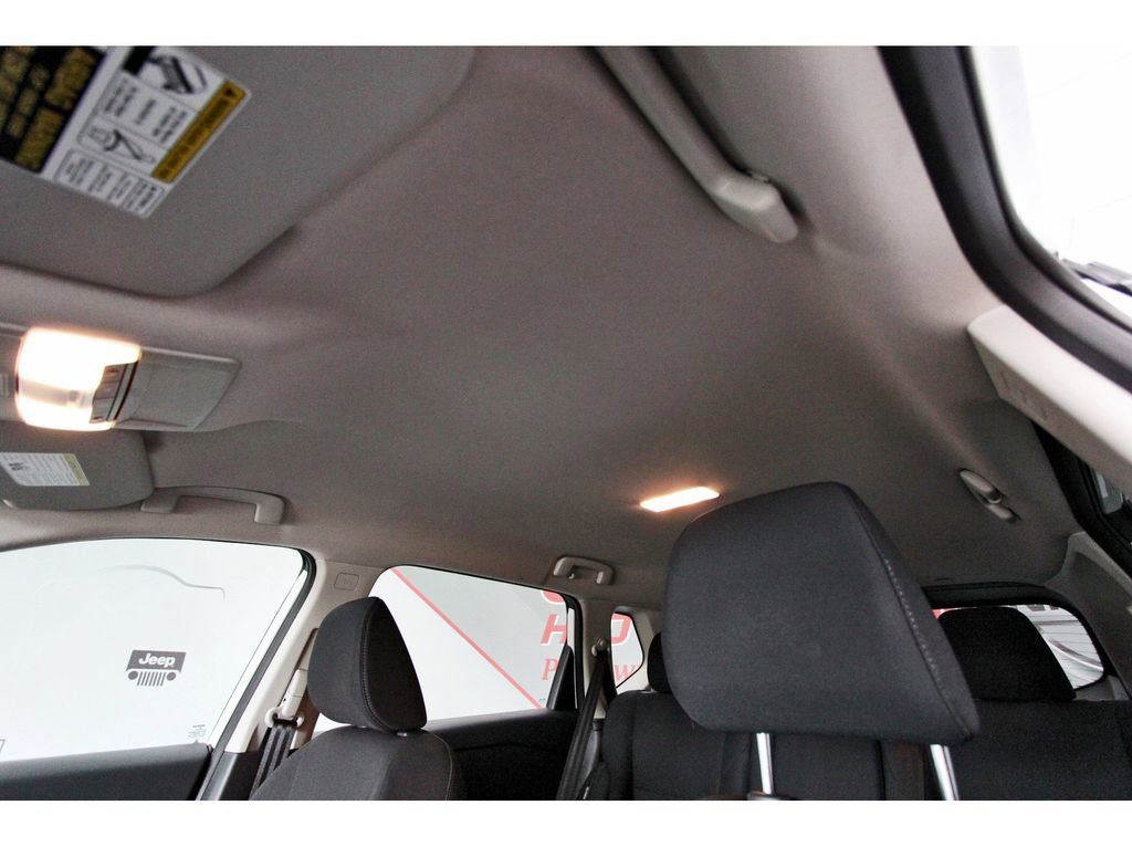 Certified 2024 Nissan Rogue S image 28