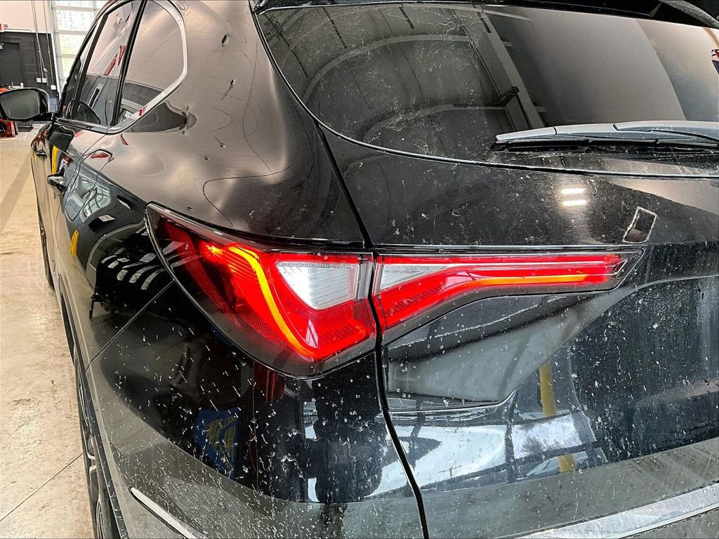 Used 2023 Acura MDX SH-AWD w/ Technology Package image 25