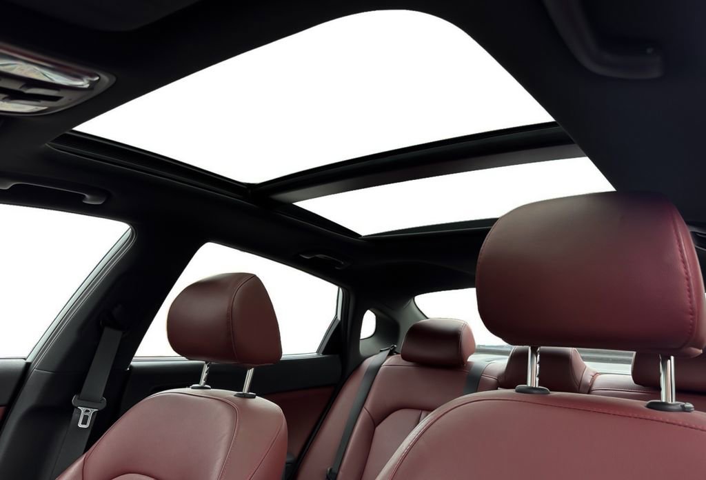 Used 2017 Kia Optima SX w/ Launch Edition Package FWD image 19