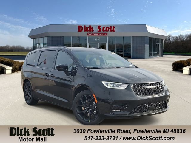 New 2026 Chrysler Pacifica Select w/ S Appearance Package FWD image 1
