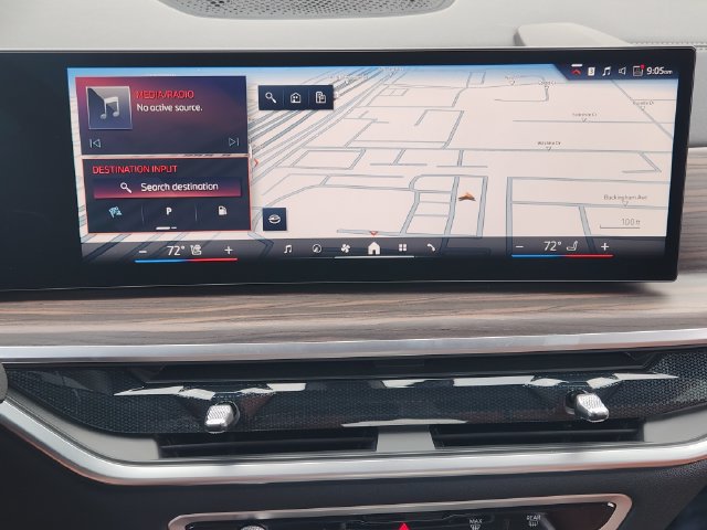 Used 2026 BMW X7 xDrive40i w/ Executive Package AWD/4WD image 5