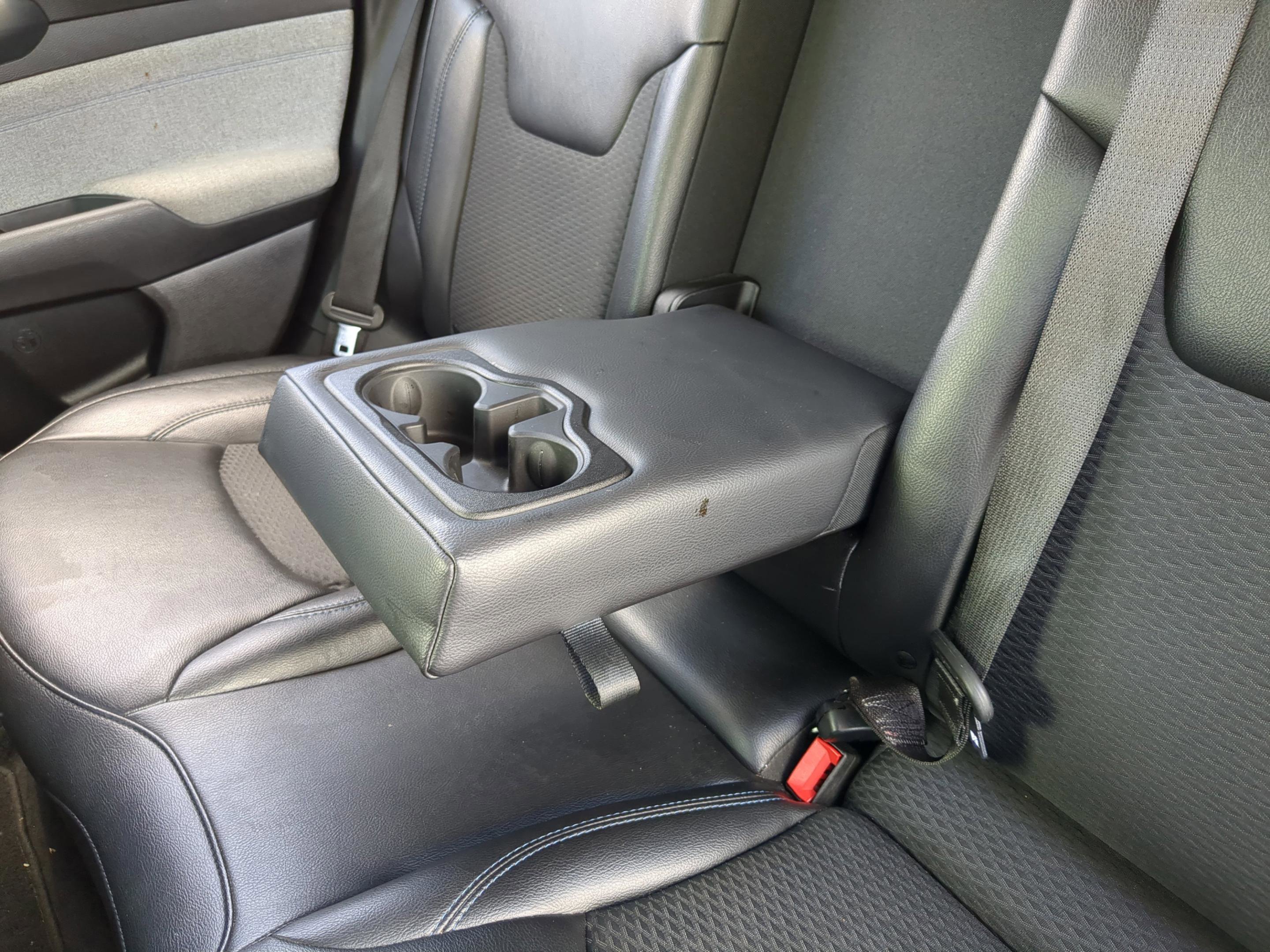 Used 2022 Jeep Compass Latitude w/ Convenience Group FWD image 19
