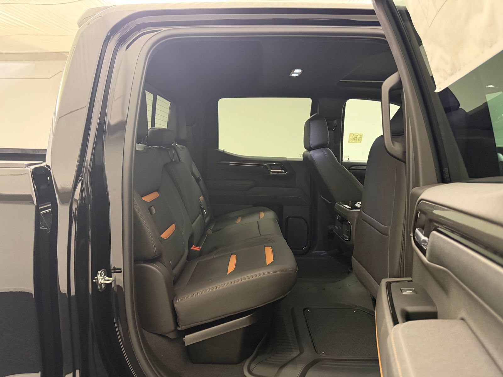 New 2026 GMC Sierra 1500 AT4 w/ AT4 Preferred Package AWD/4WD image 33