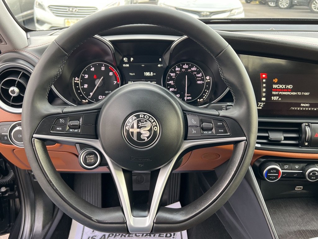 Used 2018 Alfa Romeo Giulia Ti w/ TI Leather Package AWD/4WD image 40