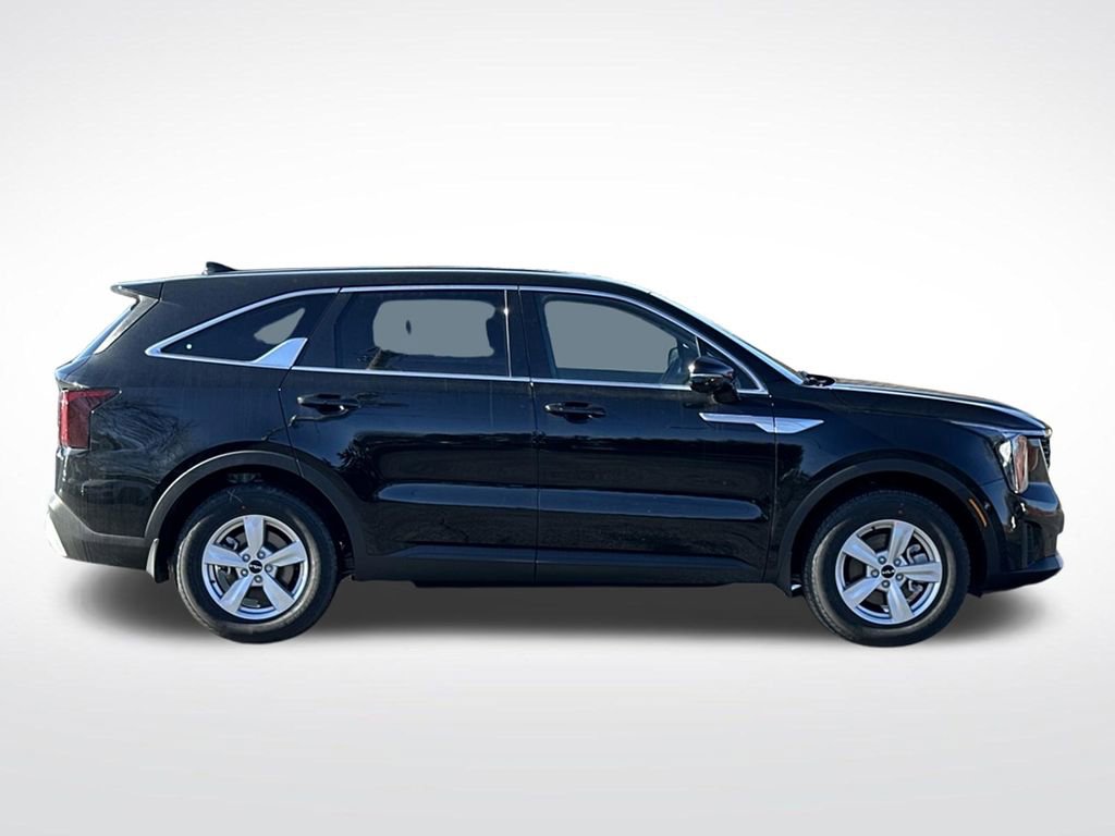 New 2026 Kia Sorento LX FWD image 6