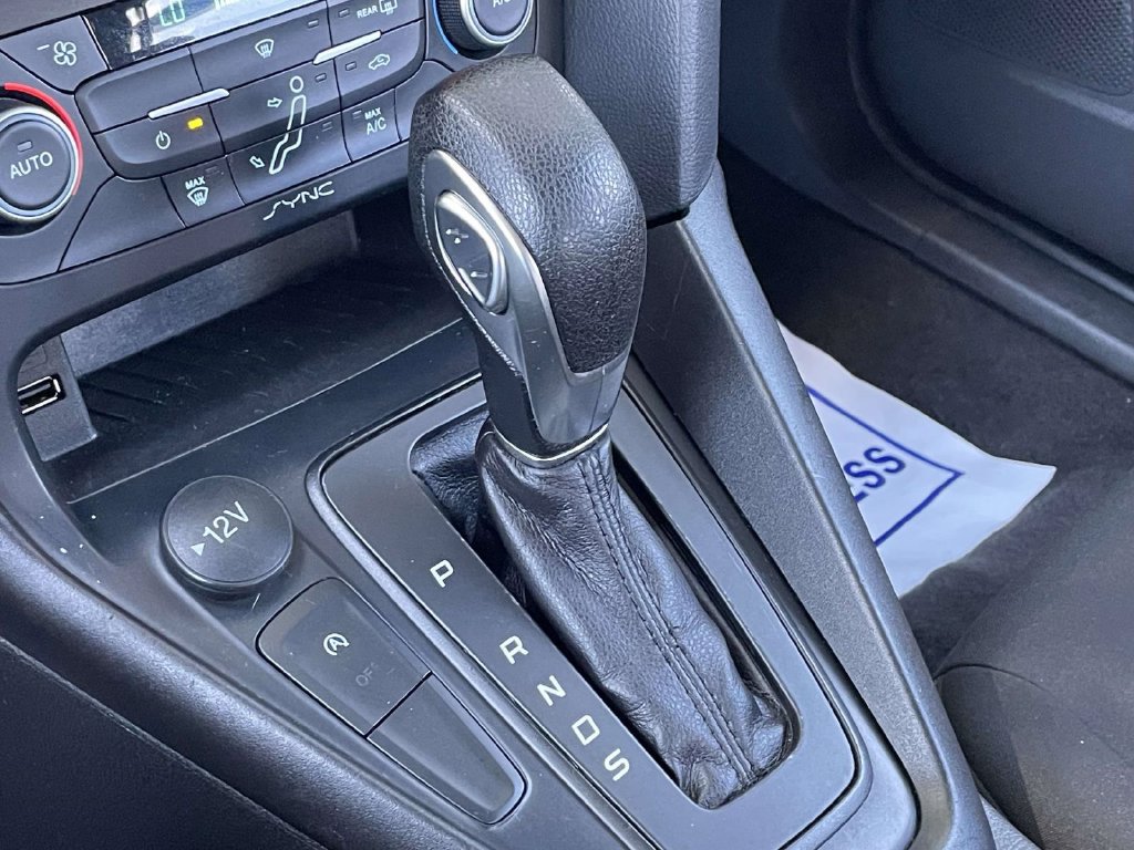 Used 2018 Ford Focus SE FWD image 29