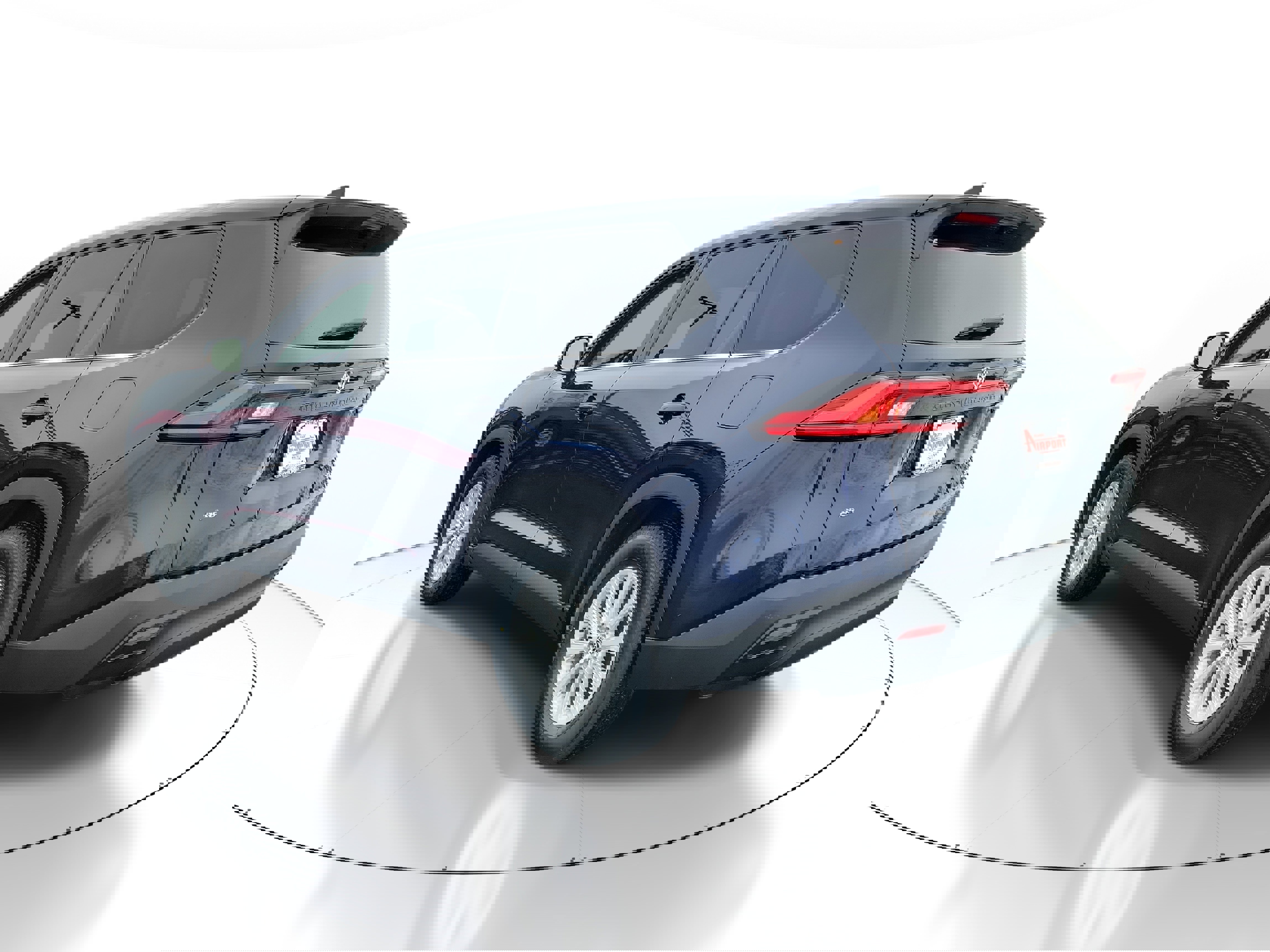 Used 2024 Toyota Grand Highlander XLE image 3