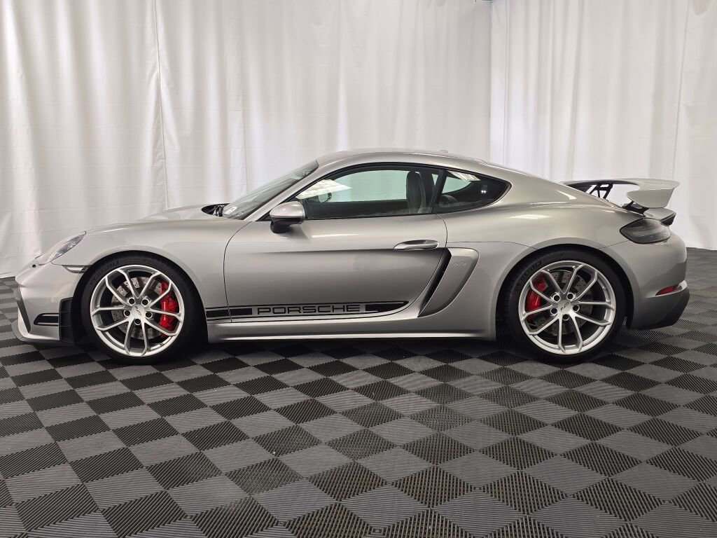 Certified 2020 Porsche 718 Cayman GT4 image 2