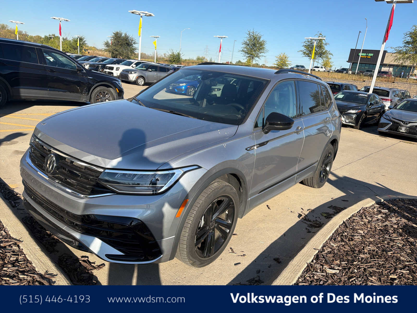 Used 2024 Volkswagen Tiguan SE R-Line