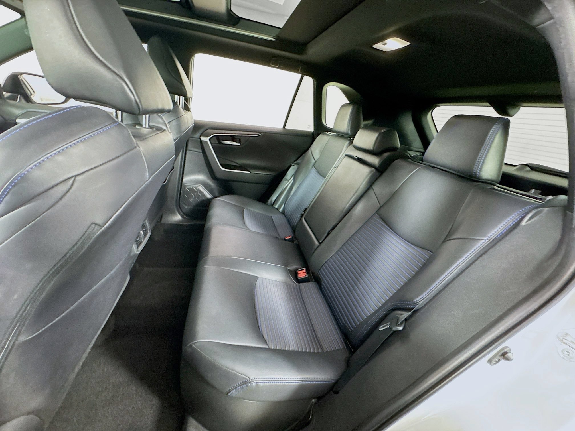 Certified 2023 Toyota RAV4 XSE AWD/4WD image 18
