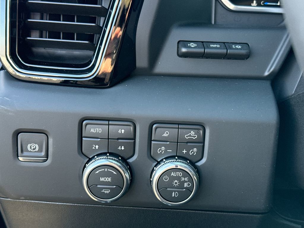 New 2026 GMC Sierra 2500 AT4X image 21